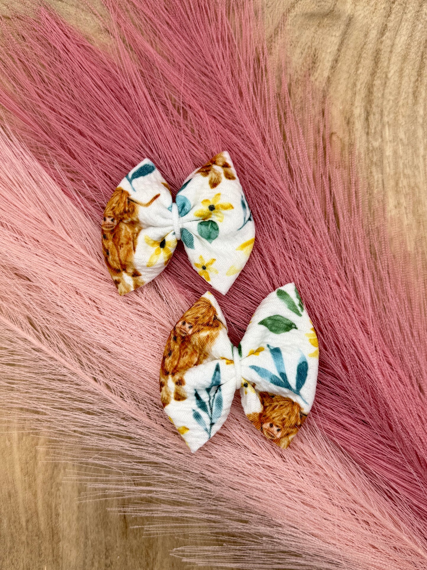 Sunflowers Highland Cow | Freshie Bows