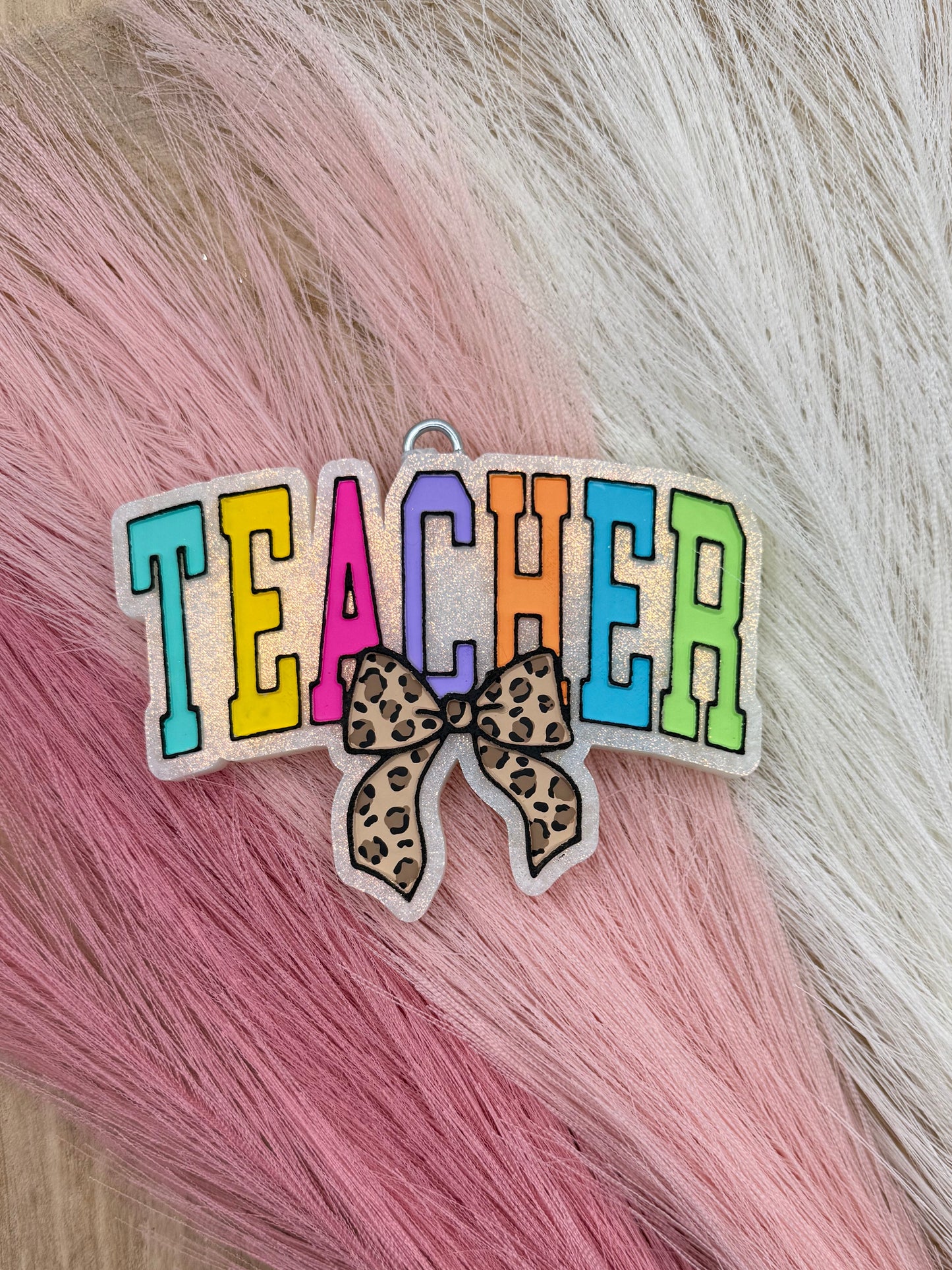 Teacher with bow | Freshie