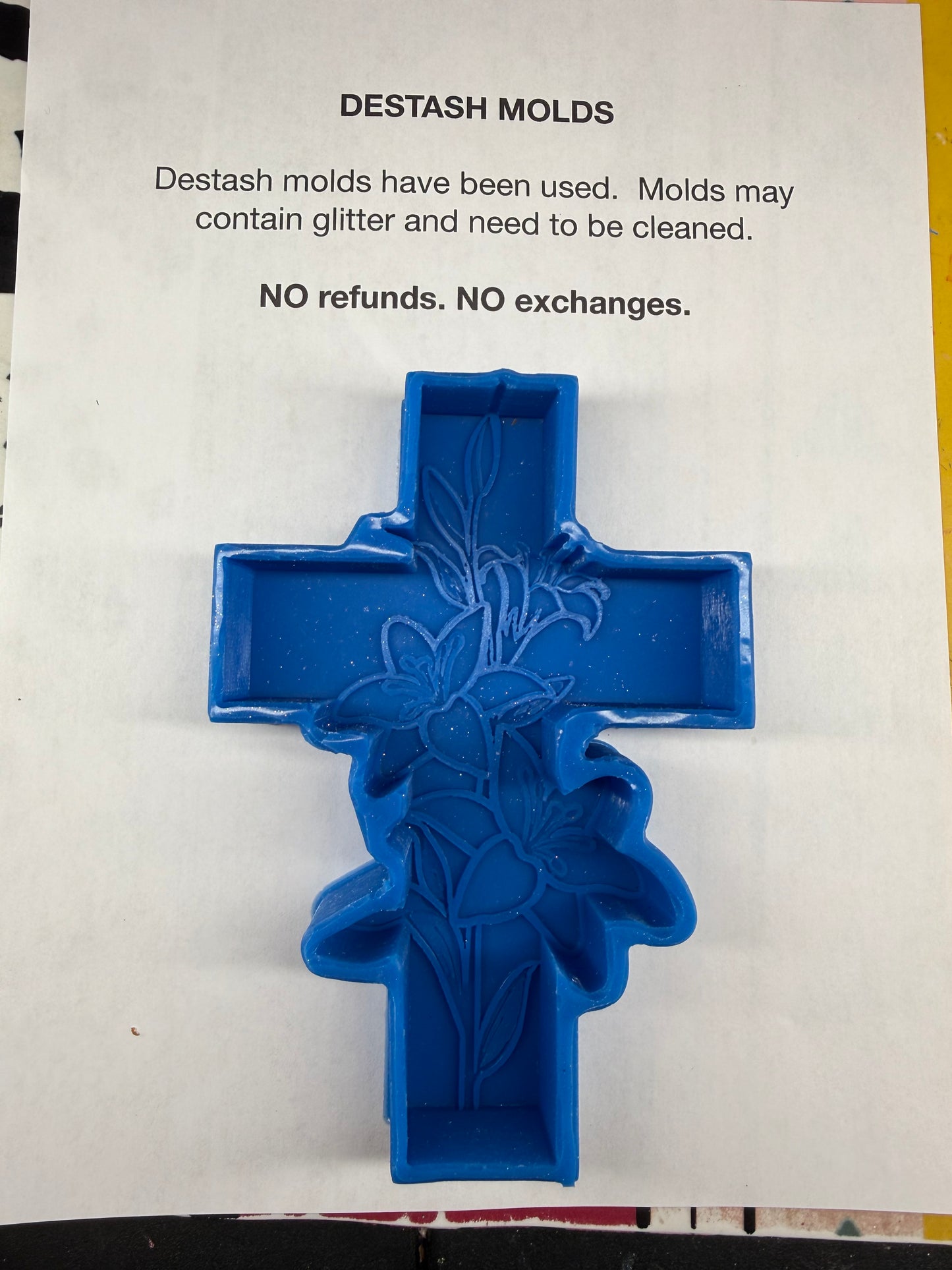 DESTASH Mold - Cross with Lillies (large)