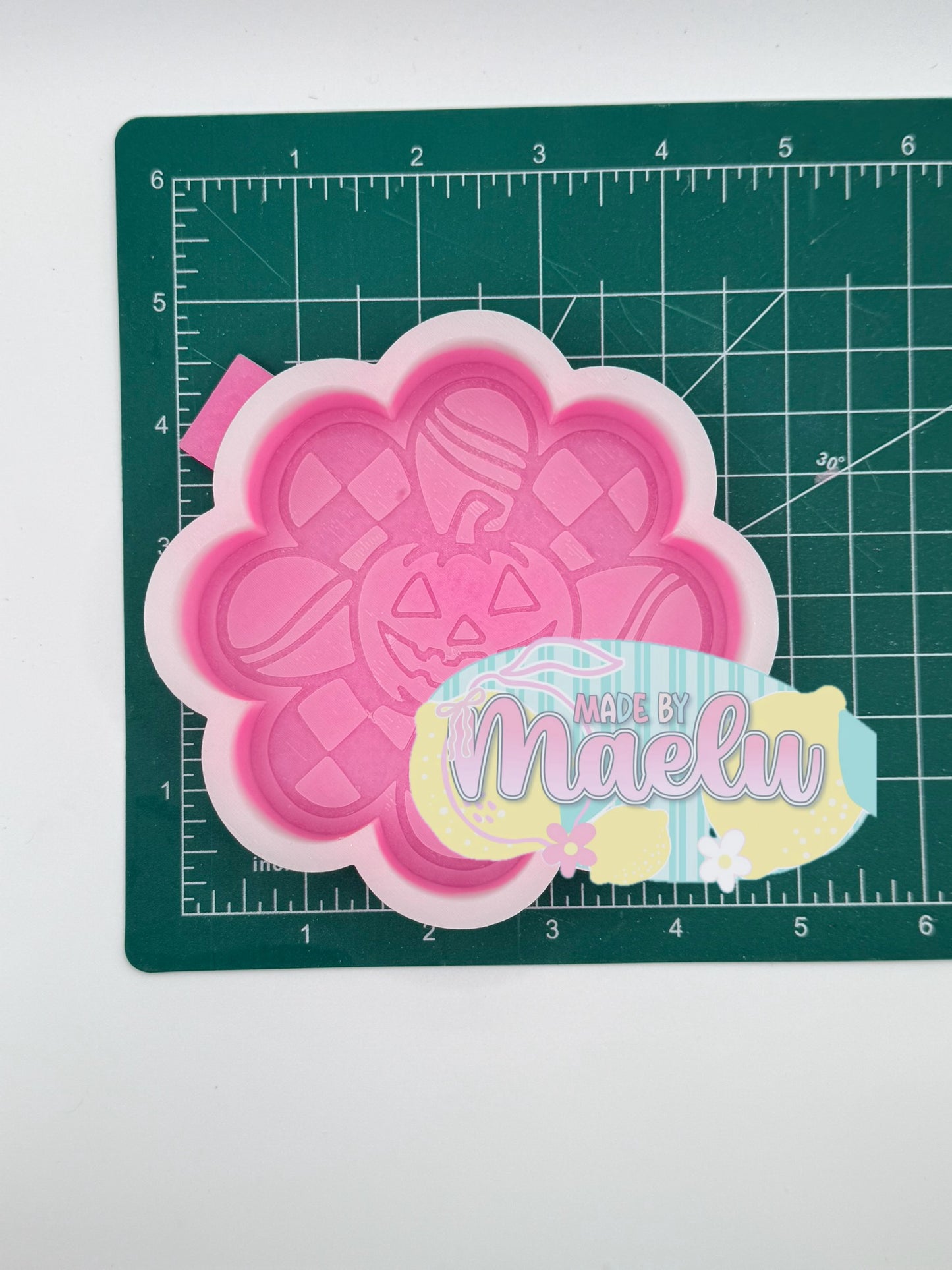 Geo Pumpkin Flower freshie mold | silicone freshie mold