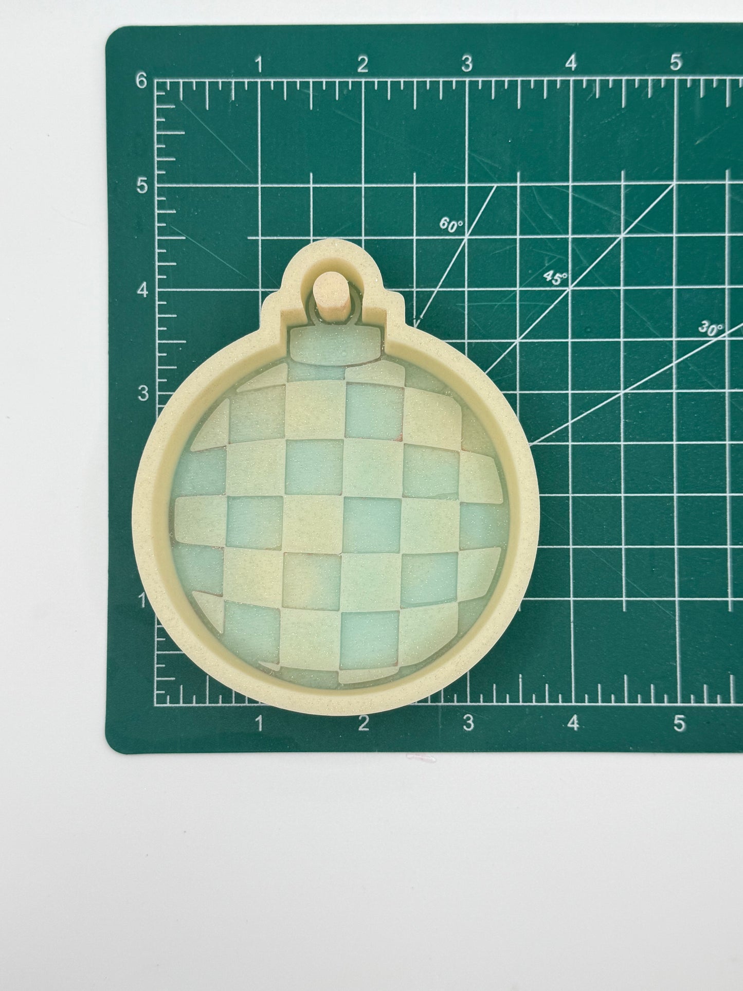 Checkered Ornament freshie mold | silicone freshie mold