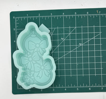 Stacked Ornaments with Bows Freshie Mold | silicone freshie mold