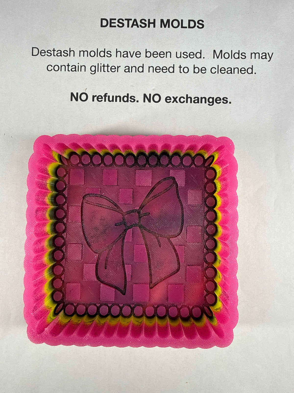 DESTASH Mold - Checkered Square with Bow