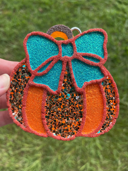 Pumpkin with Bow Freshie Mold | Silicone Freshie Mold