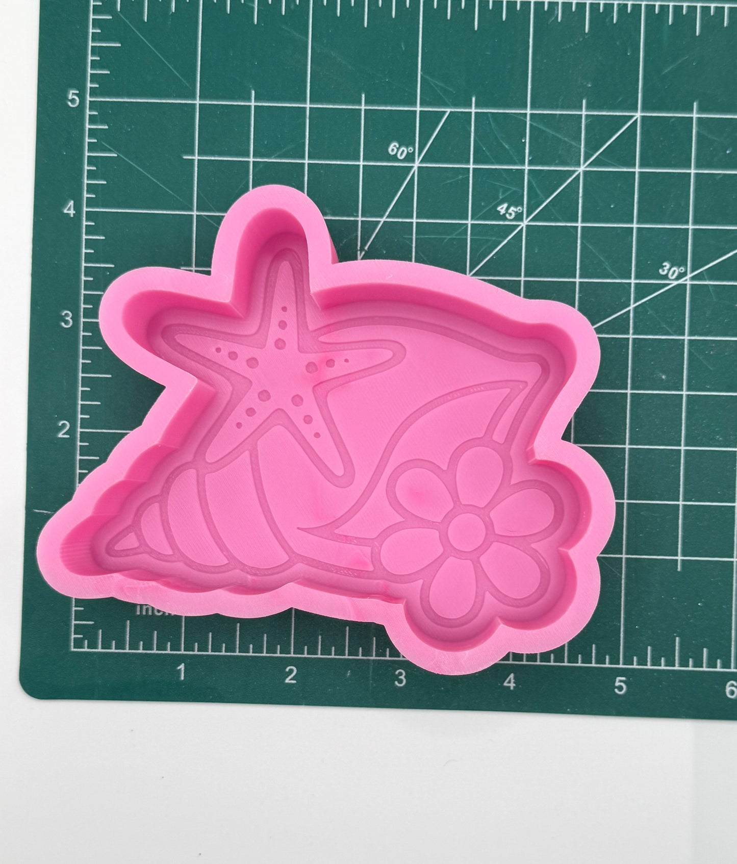 CW Seashells Freshie Mold | silicone freshie mold | 406
