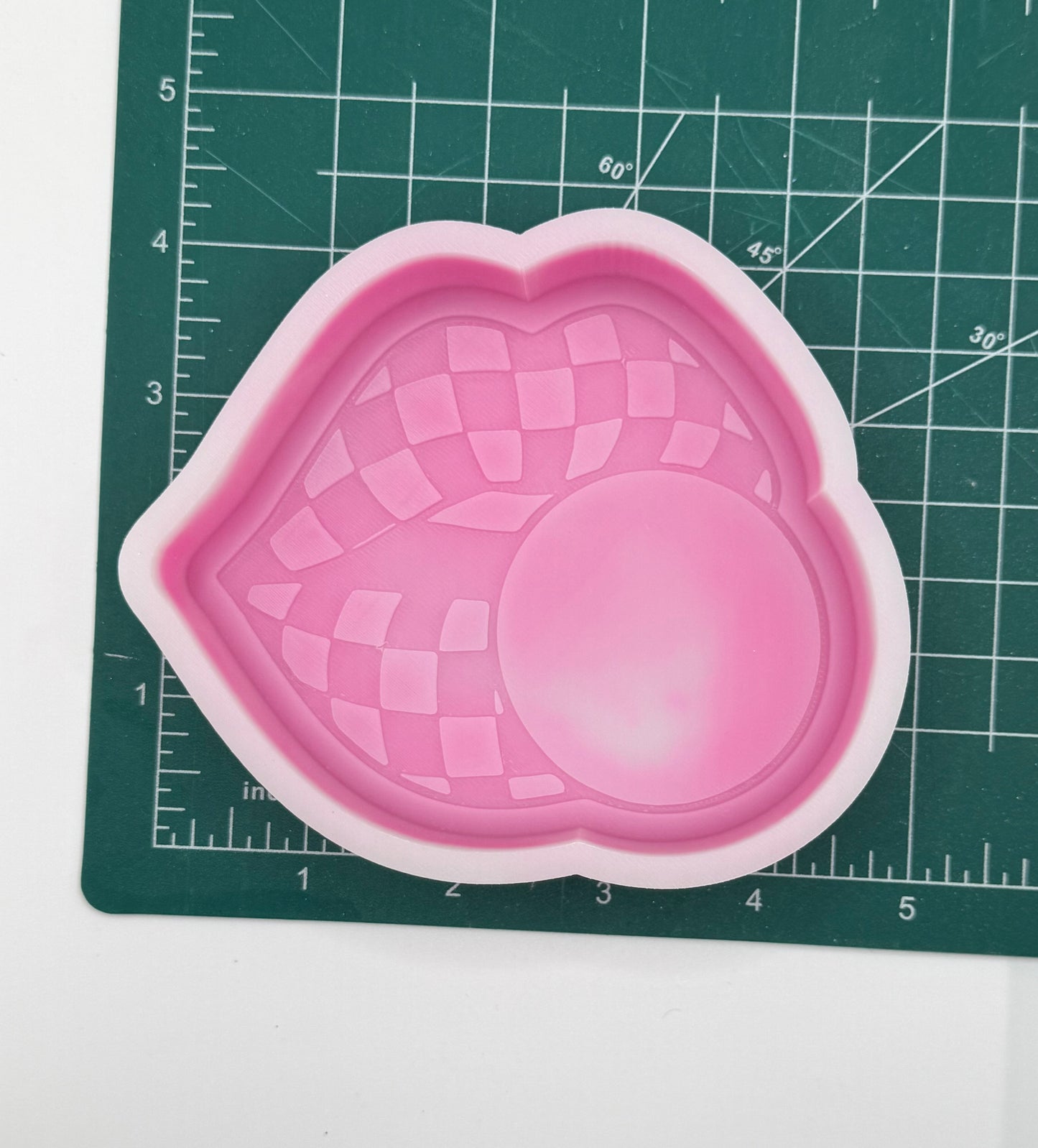 Checkered Lips with Bubblegum Freshie Mold | Silicone Freshie Mold | 407