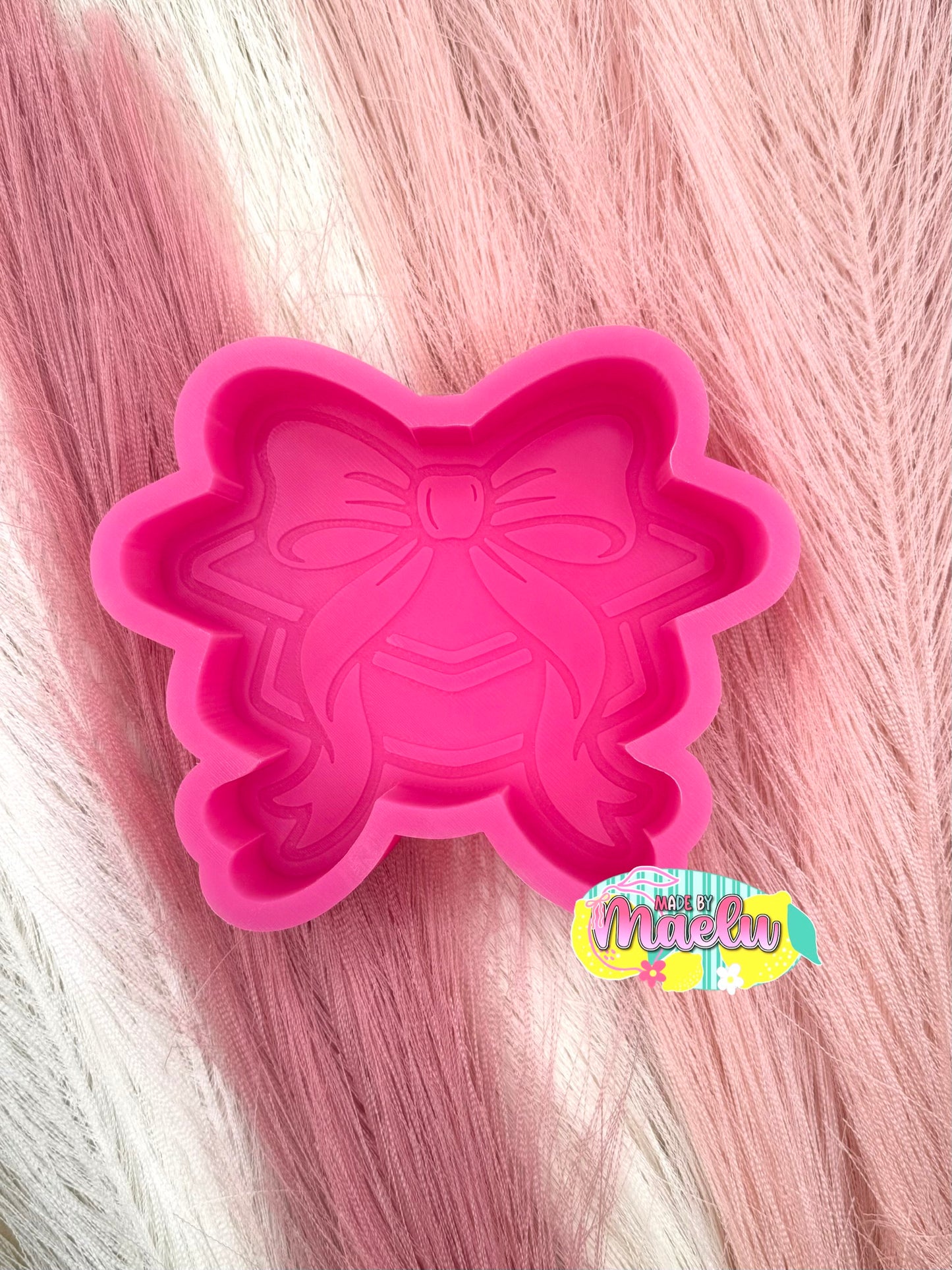 Grad Cap with Bow Freshie Mold | Silicone Freshie Mold | 422