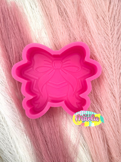 Grad Cap with Bow Freshie Mold | Silicone Freshie Mold | 422