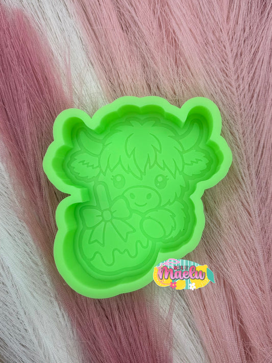 Highland with Candy Apple freshie mold | silicone freshie mold | F102
