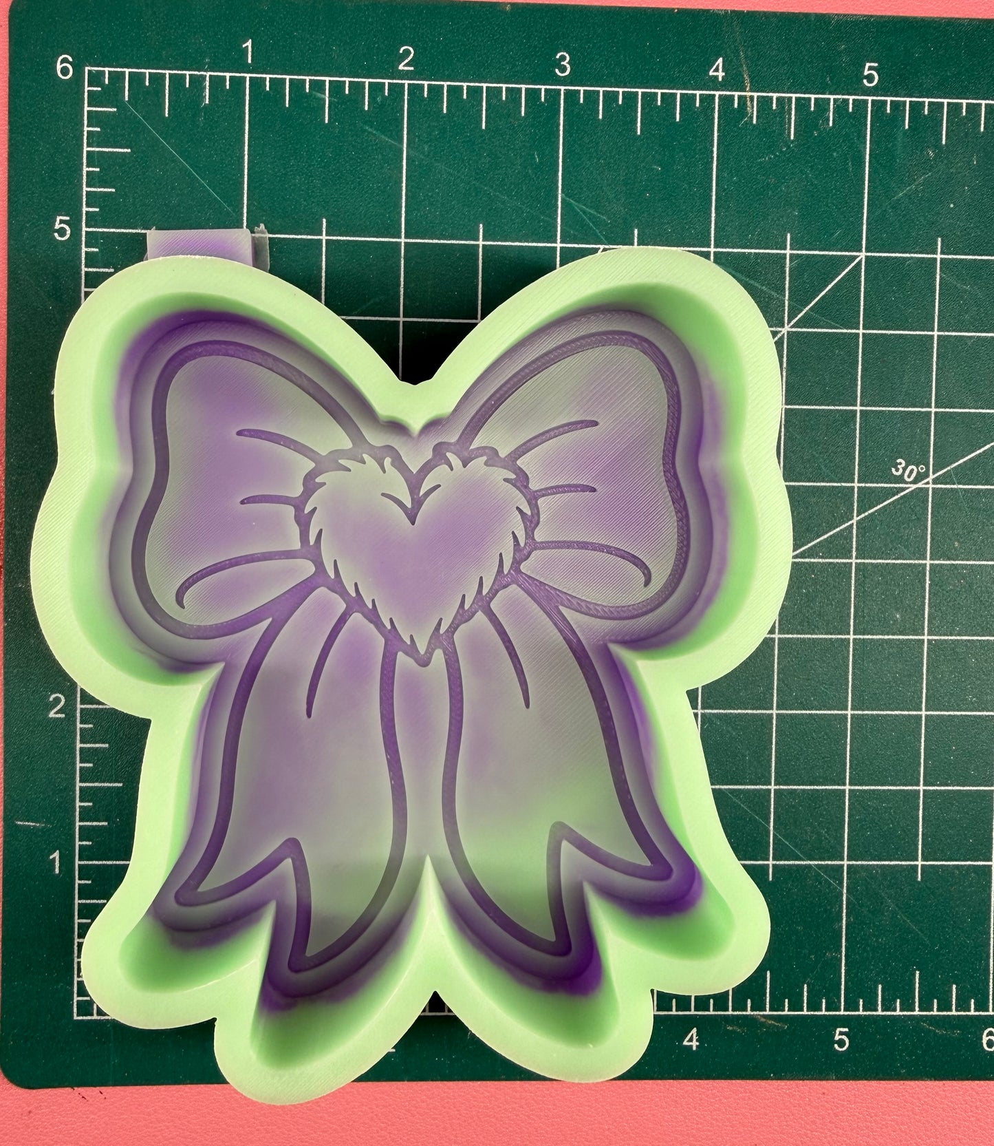 Fuzzy Heart Bow Freshie Mold | Silicone Freshie Mold | C201