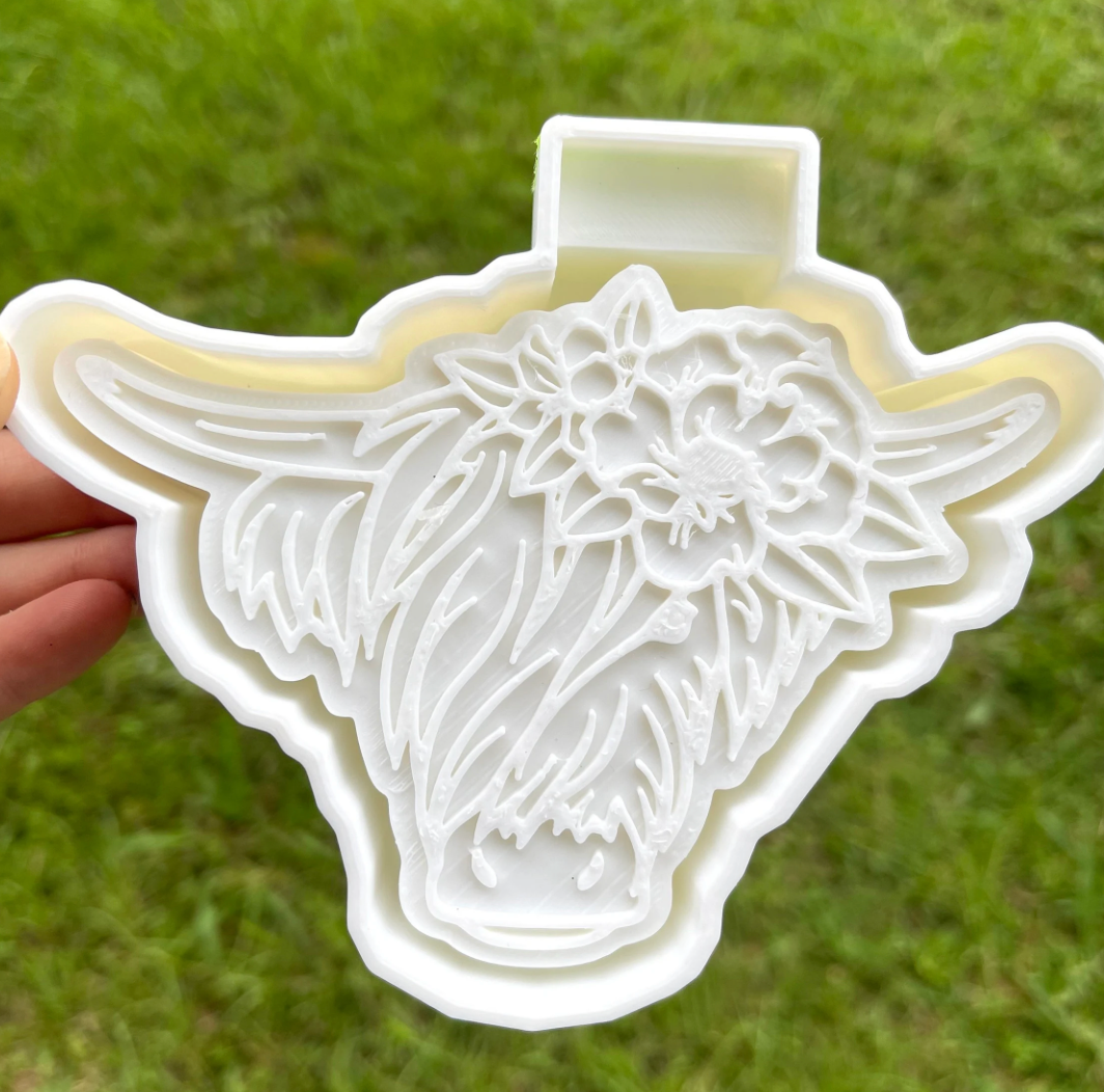 Highland with Flowers Freshie Mold | Silicone Freshie Mold | 277